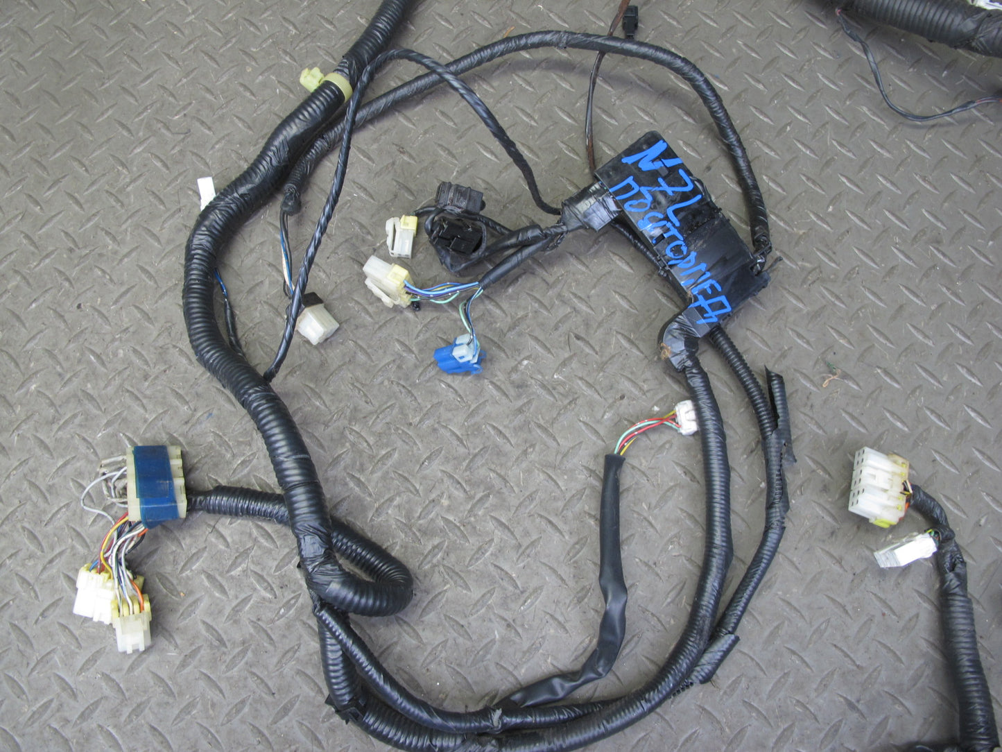 1991 Nissan Z32 300ZX 2+0 Coupe Turbo M/T Under Dash Wire Wiring Harness OEM
