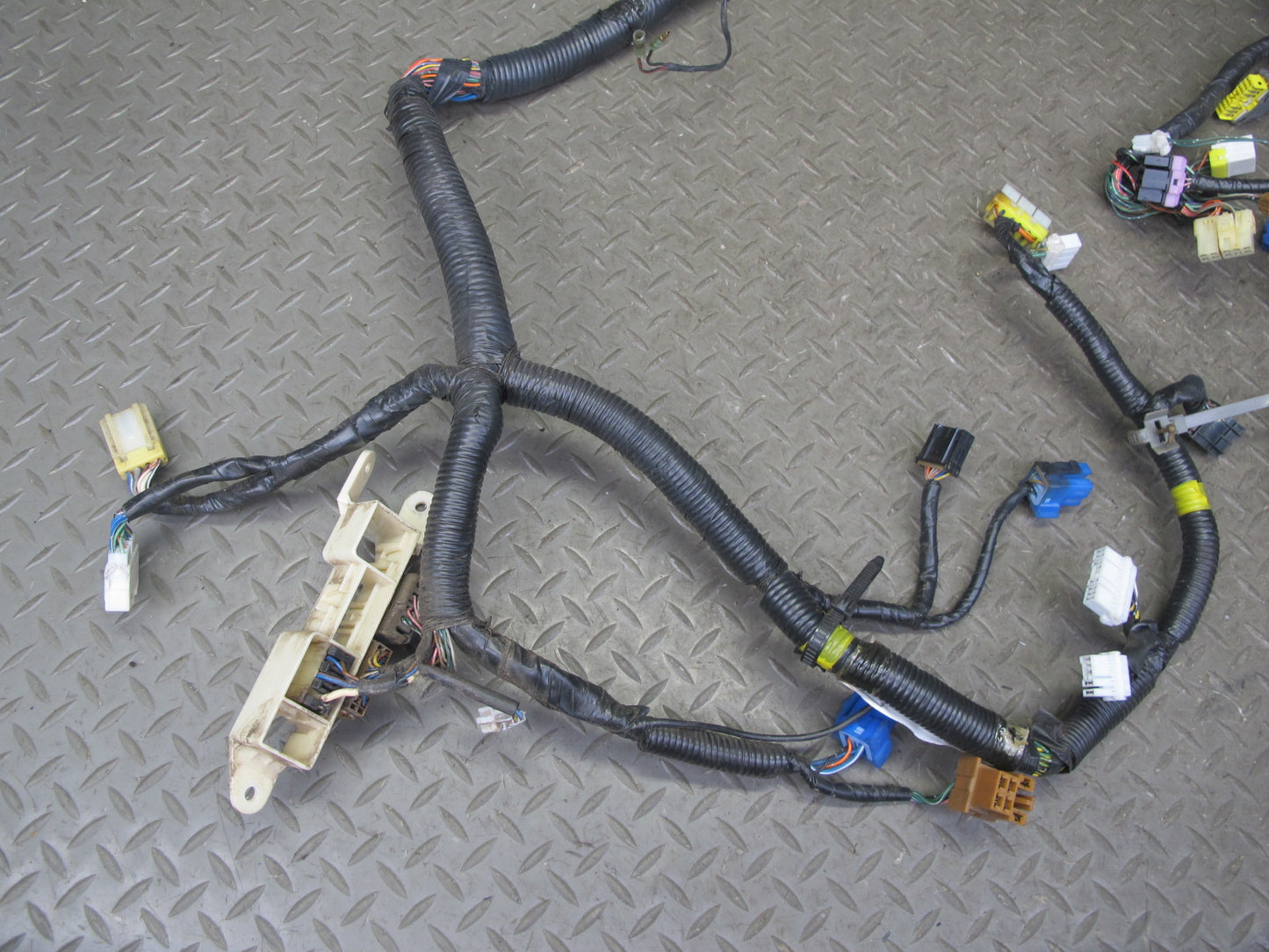 1991 Nissan Z32 300ZX 2+0 Coupe Turbo M/T Under Dash Wire Wiring Harness OEM