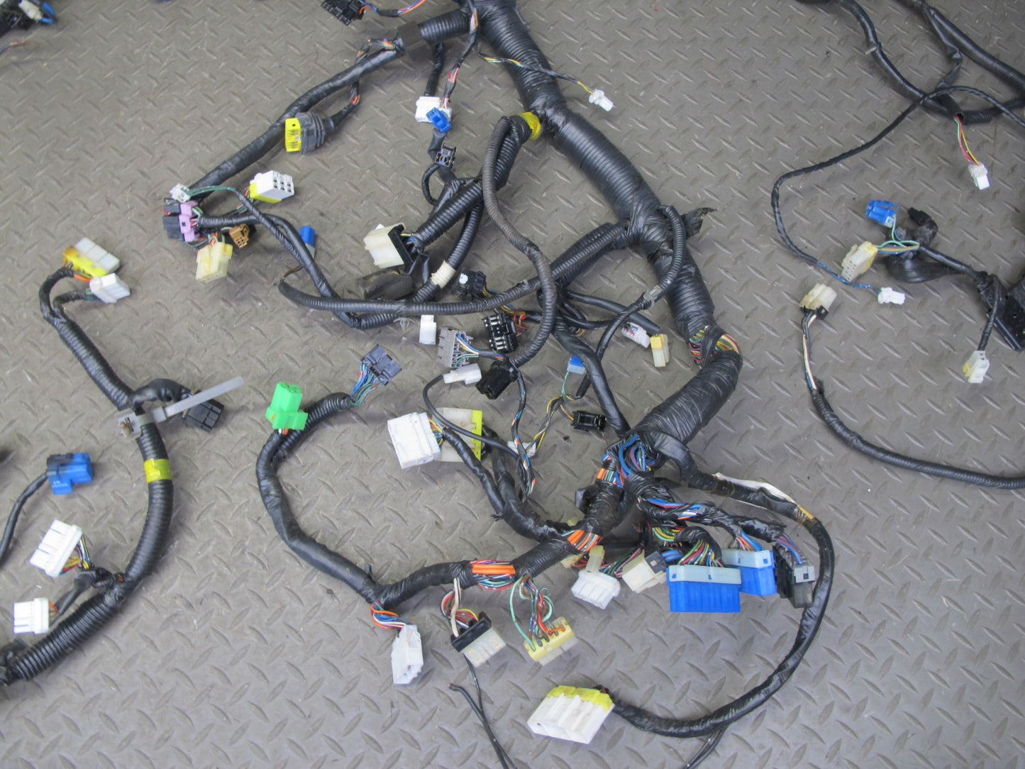 1991 Nissan Z32 300ZX 2+0 Coupe Turbo M/T Under Dash Wire Wiring Harness OEM