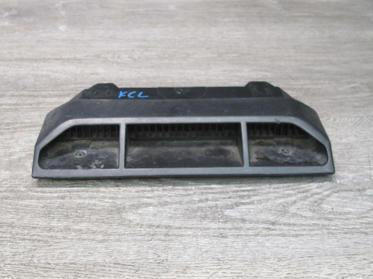 96-99 Mercedes W140 C140 Cl-class Set of 2 Rear Floor Air Vent Duct Tube OEM