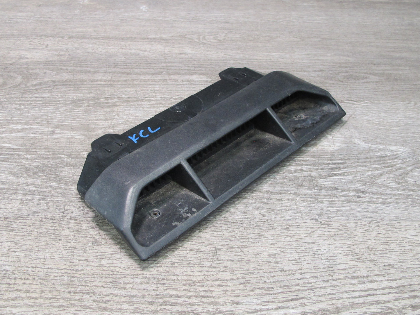 96-99 Mercedes W140 C140 Cl-class Set of 2 Rear Floor Air Vent Duct Tube OEM