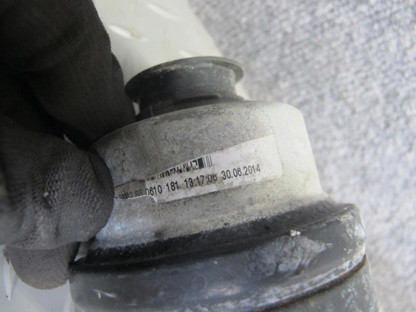 2015-2016 Porsche Macan 3.0L 3.6L AWD Rear Driveshaft Drive Shaft 126K 95B521101