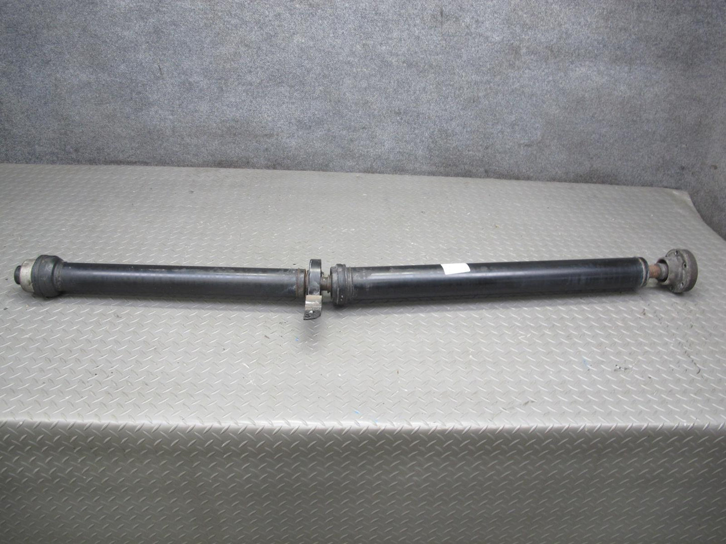2015-2016 Porsche Macan 3.0L 3.6L AWD Rear Driveshaft Drive Shaft 126K 95B521101