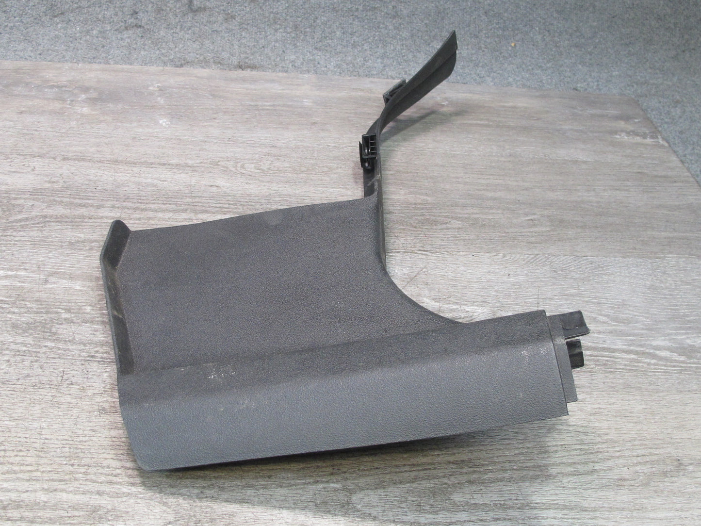 07-10 Saturn SKY Pontiac Solstice Set of 2 Front Kick Trim Cover Panel OEM