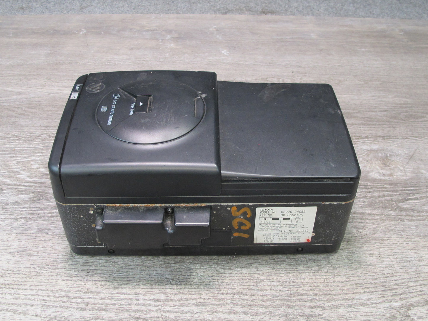 92-98 Lexus JZZ31L SC400 SC300 CD Changer Player w Magazine 86270-24052 OEM