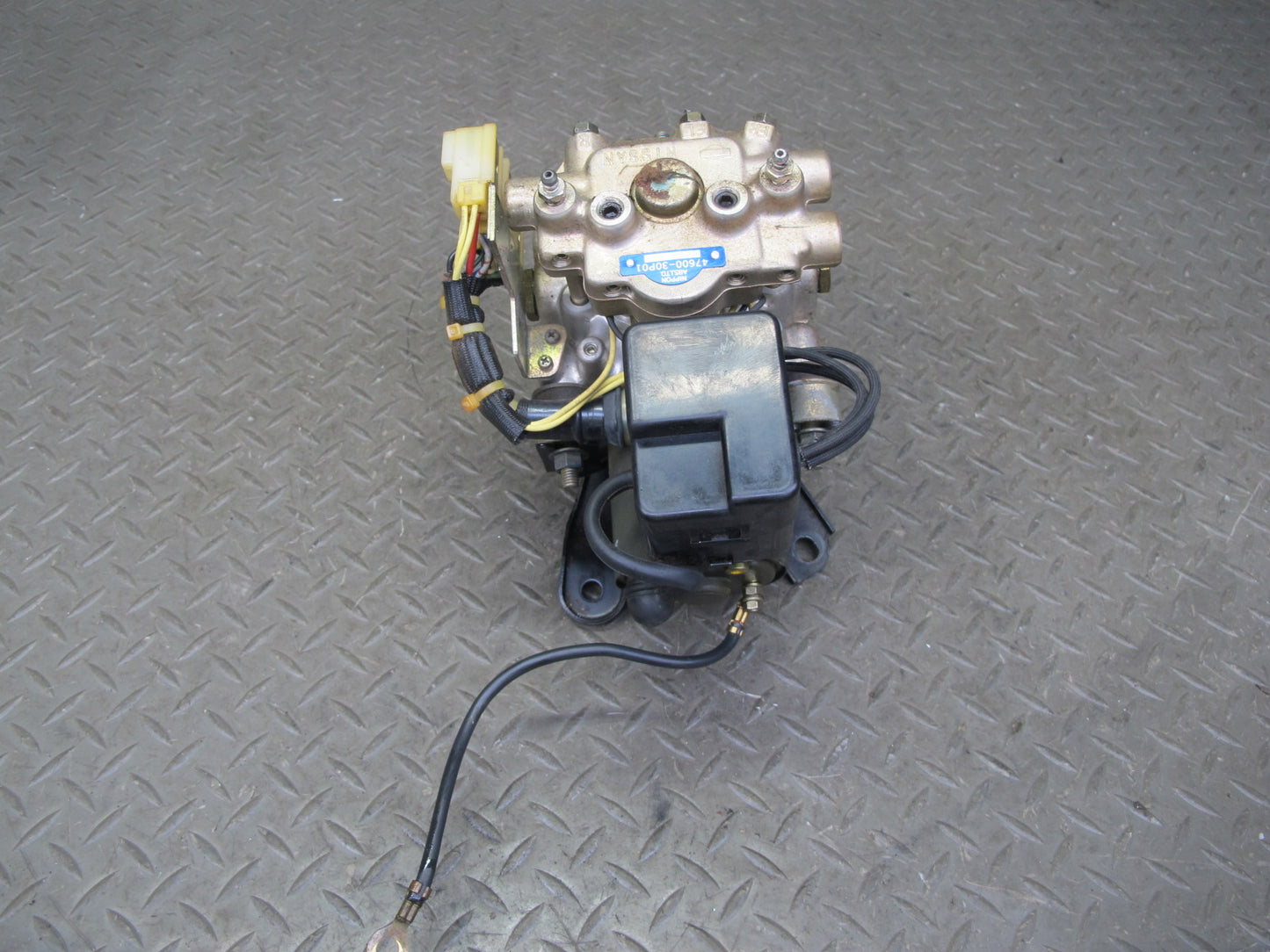90-93 Nissan Z32 300ZX 2+0 Anti Lock Brake ABS Pump Module 47600-30P01 OEM
