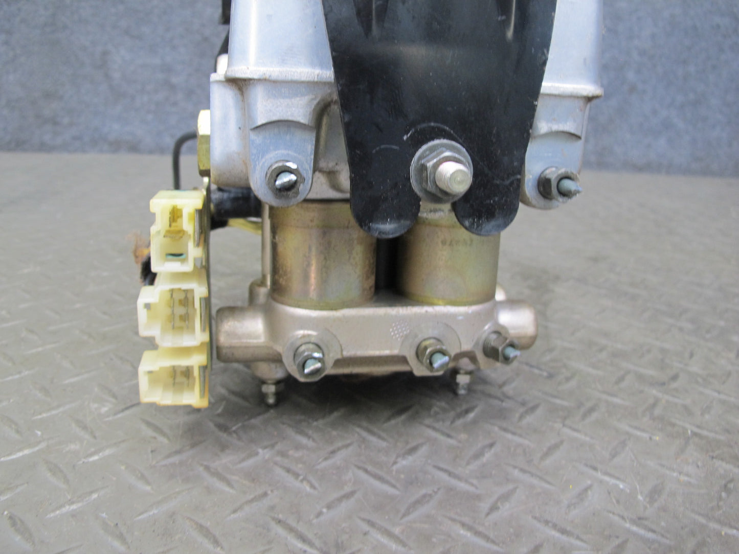 90-93 Nissan Z32 300ZX 2+0 Anti Lock Brake ABS Pump Module 47600-30P01 OEM