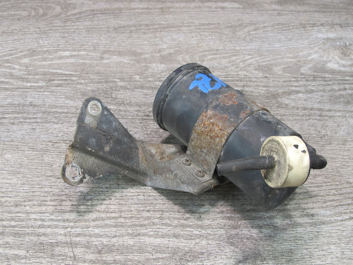 90-96 Nissan Z32 300ZX Turbo Vacuum Solenoid Purge Valve Vacuum Tank OEM