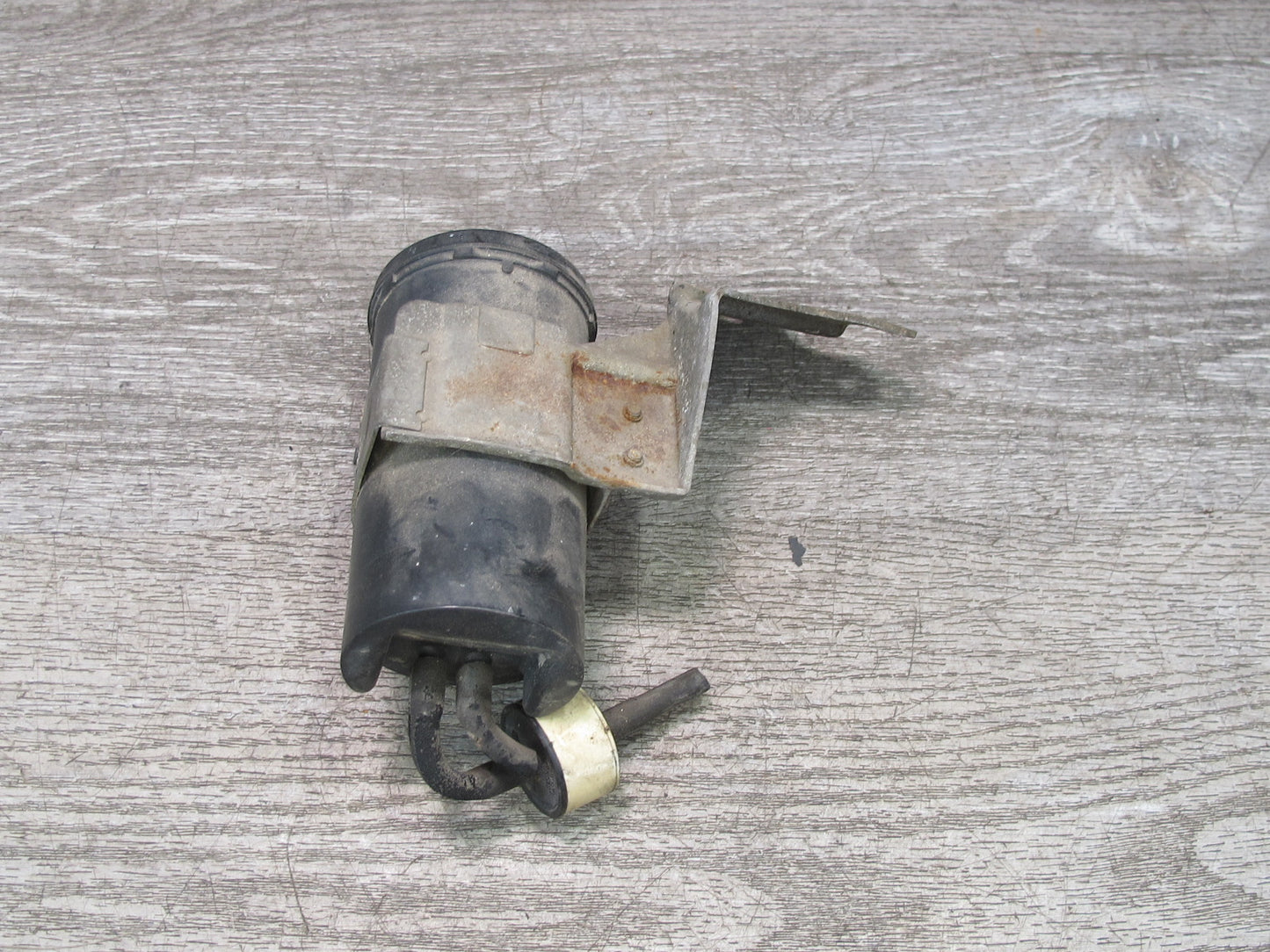 90-96 Nissan Z32 300ZX Turbo Vacuum Solenoid Purge Valve Vacuum Tank OEM