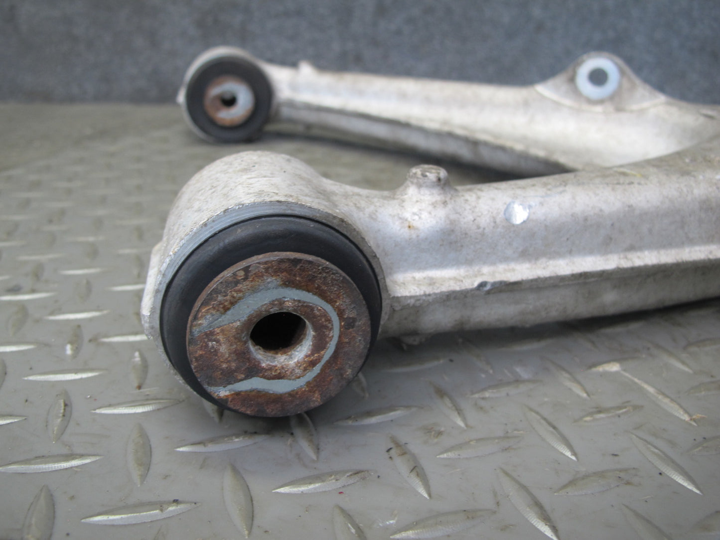 07-10 Saturn SKY Set of 2 Rear Right Suspension Upper & Lower Control Arm OEM