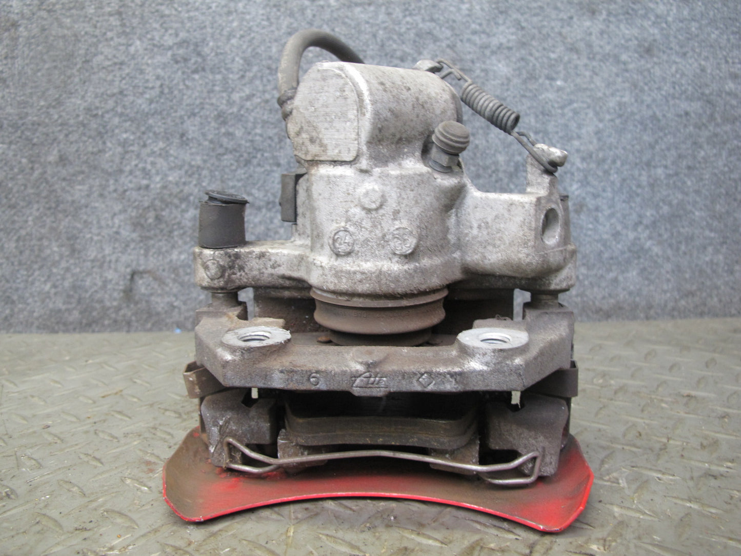 07-10 Saturn SKY Pontiac Solstice Rear Left & Right Brake Caliper Set 88K OEM