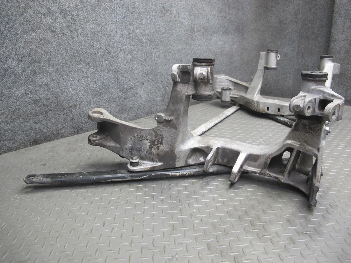 2002-2004 Porsche 911 996 3.6L RWD Rear Susp Sub Frame Crossmember Carrier Set