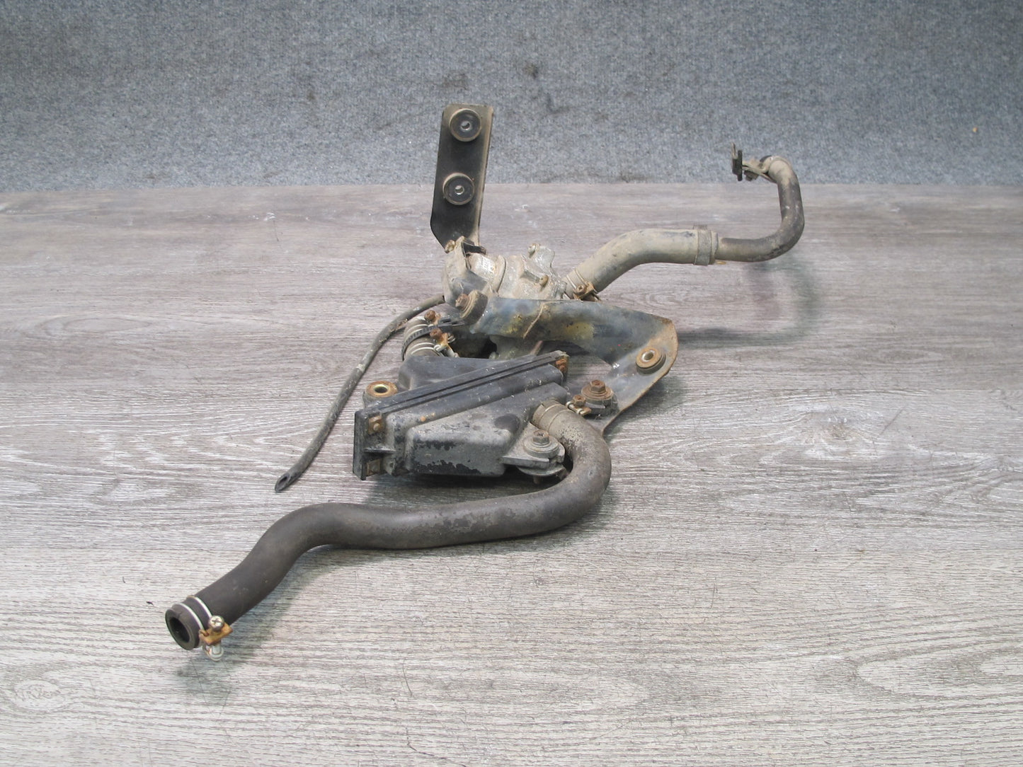 90-91 Nissan Z32 300ZX Turbo Right Auxiliary Secondary Smog Pump w Air Cleaner