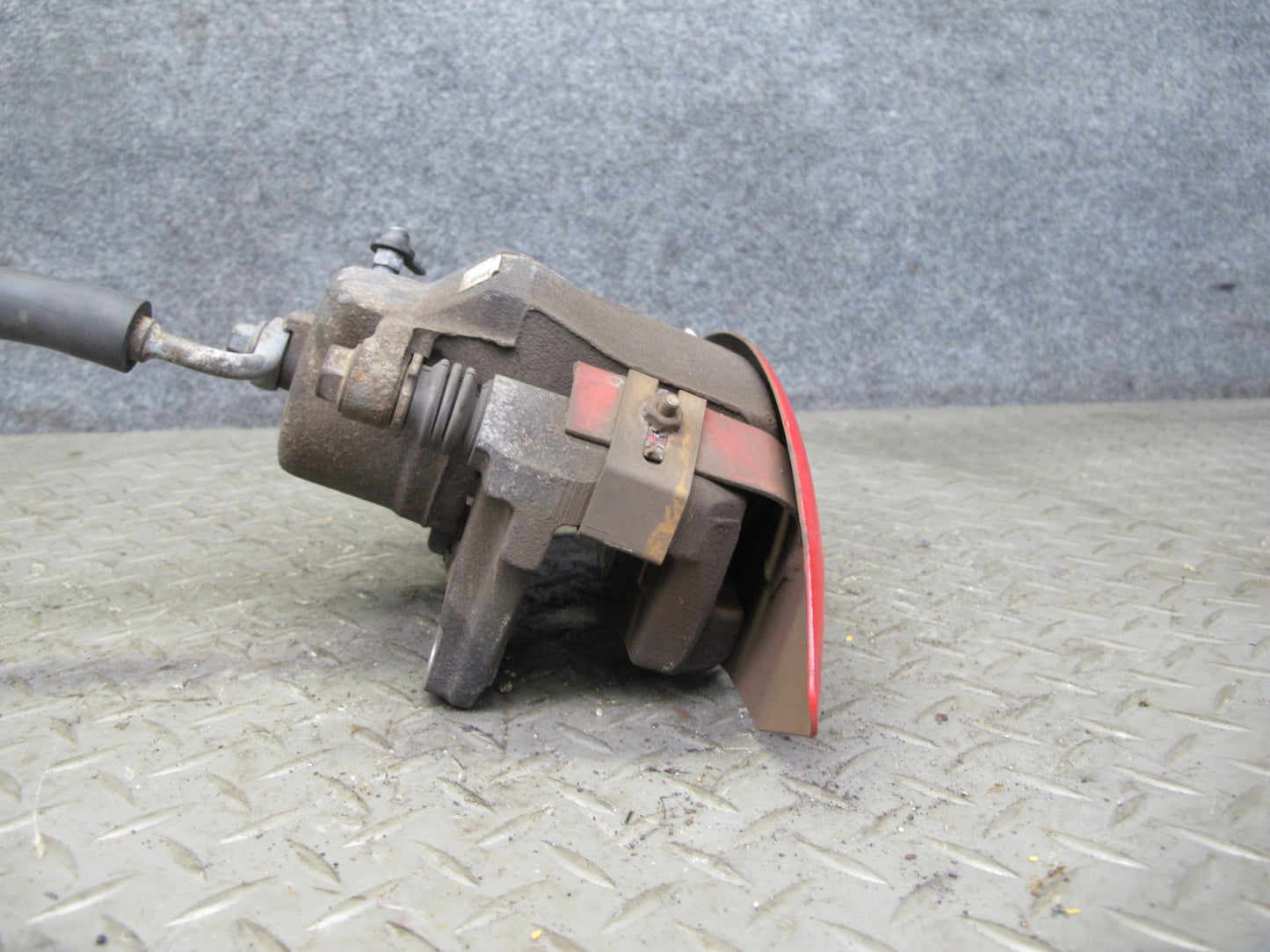 07-10 Saturn SKY Pontiac Solstice Front Left & Right Brake Caliper Set 88K OEM