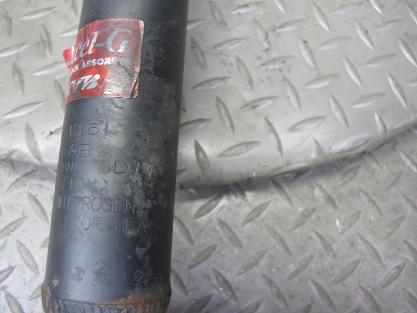 97-00 Lexus JZZ31L SC300 Set of 2 Front Strut Shock Absorber KYB Excel-g