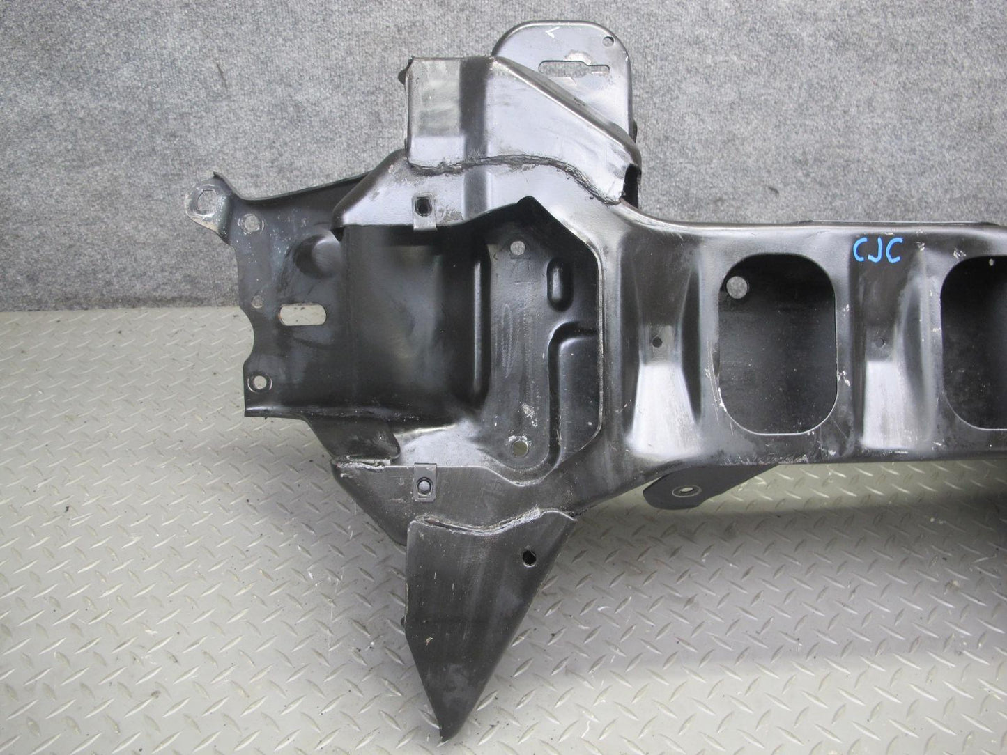 92-96 Chevrolet Corvette C4 Front Engine Cradle Subframe Crossmember Carrier OEM