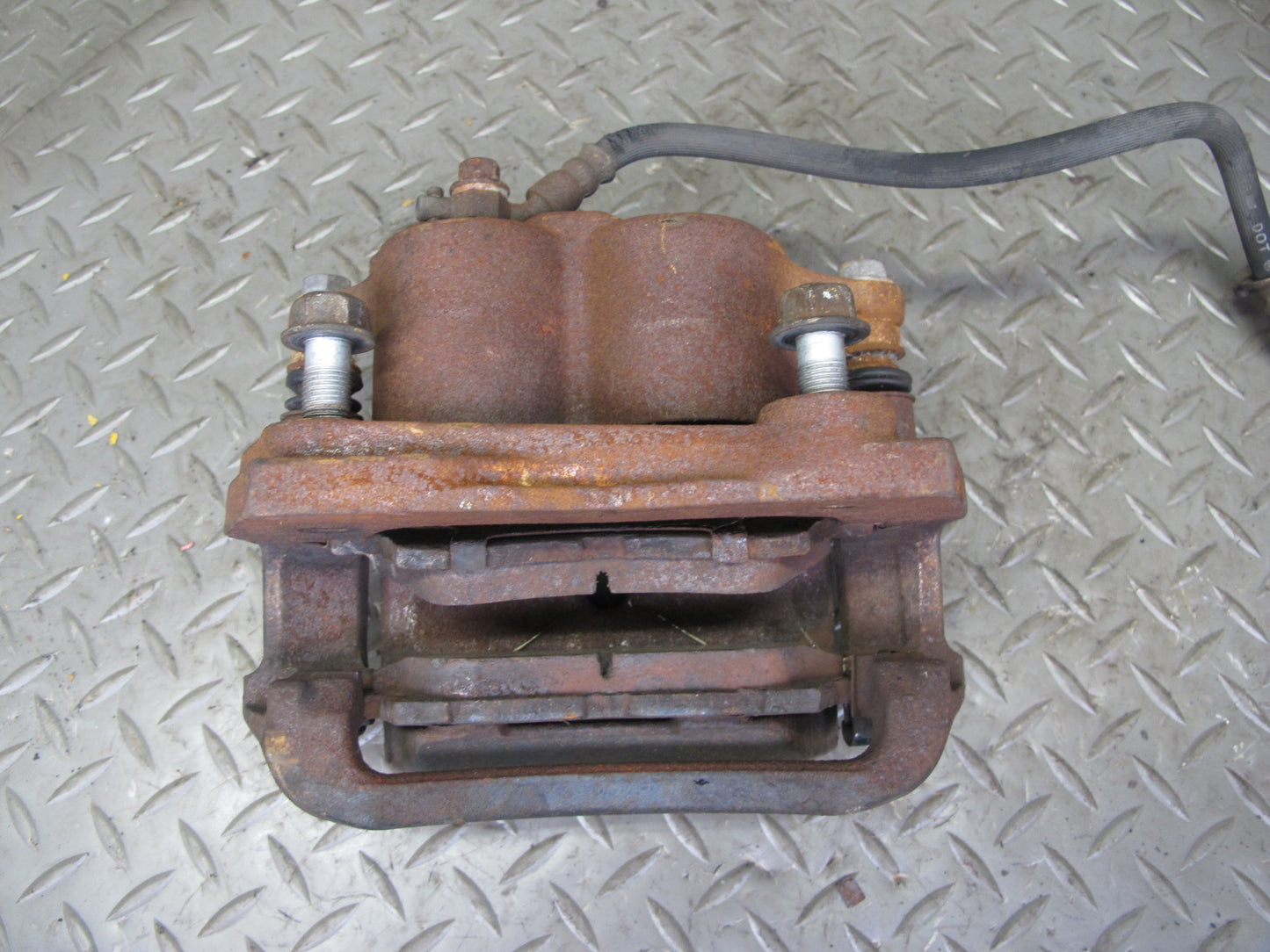 92-98 Lexus JZZ31L SC300 Set of 2 Front Left & Right Brake Caliper OEM