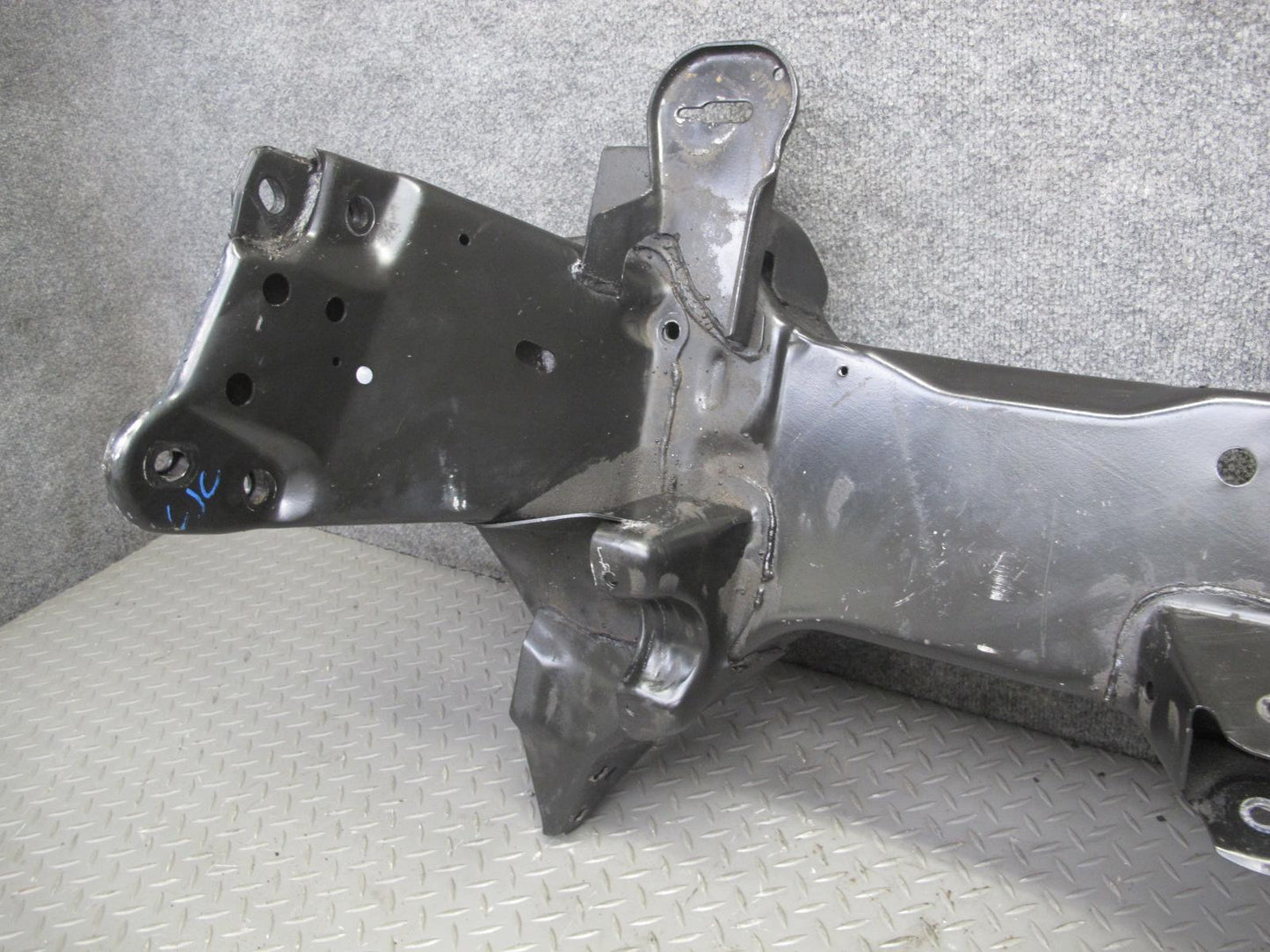 92-96 Chevrolet Corvette C4 Front Engine Cradle Subframe Crossmember Carrier OEM
