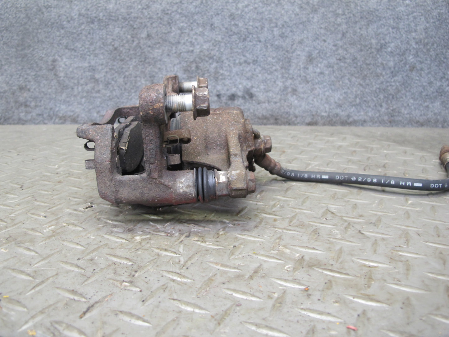 92-98 Lexus JZZ31L SC300 RWD Set of 2 Rear Left & Right Brake Caliper OEM