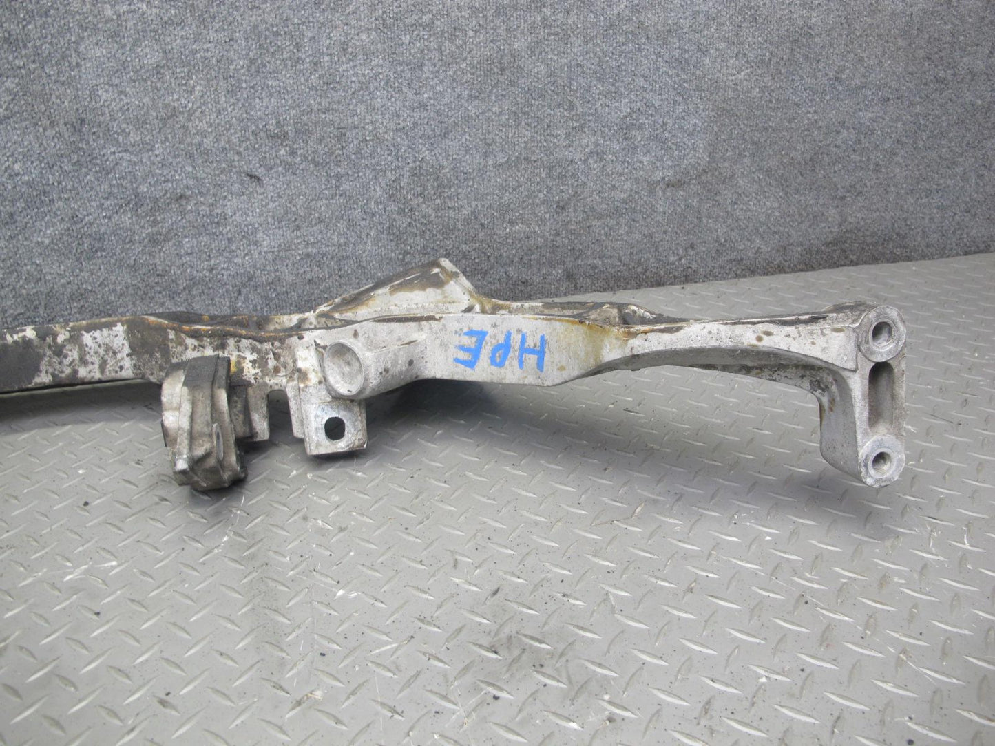 1984-1995 Porsche 928 S A/T Rear Sub Frame Suspension Crossmember Carrier