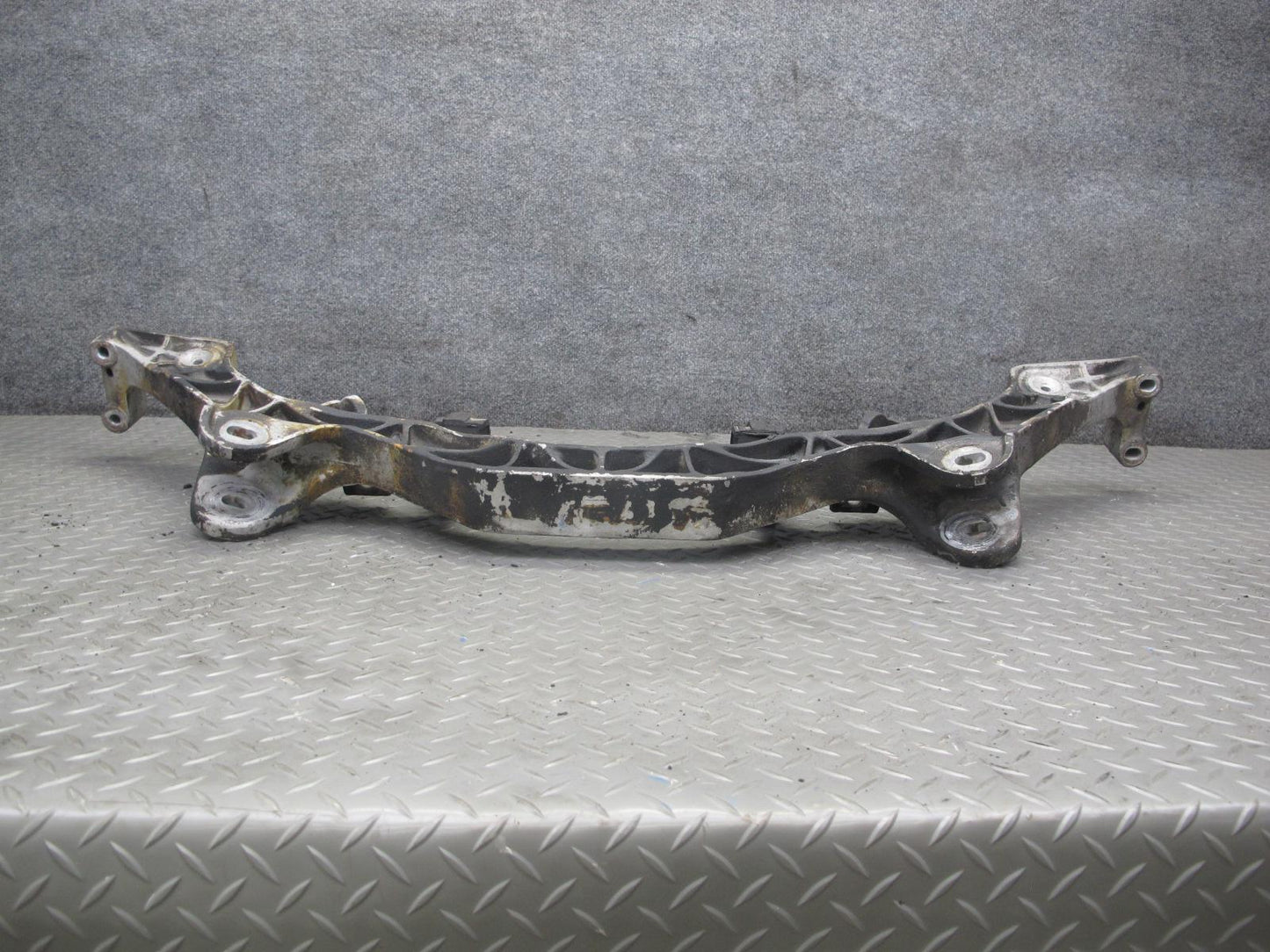 1984-1995 Porsche 928 S A/T Rear Sub Frame Suspension Crossmember Carrier