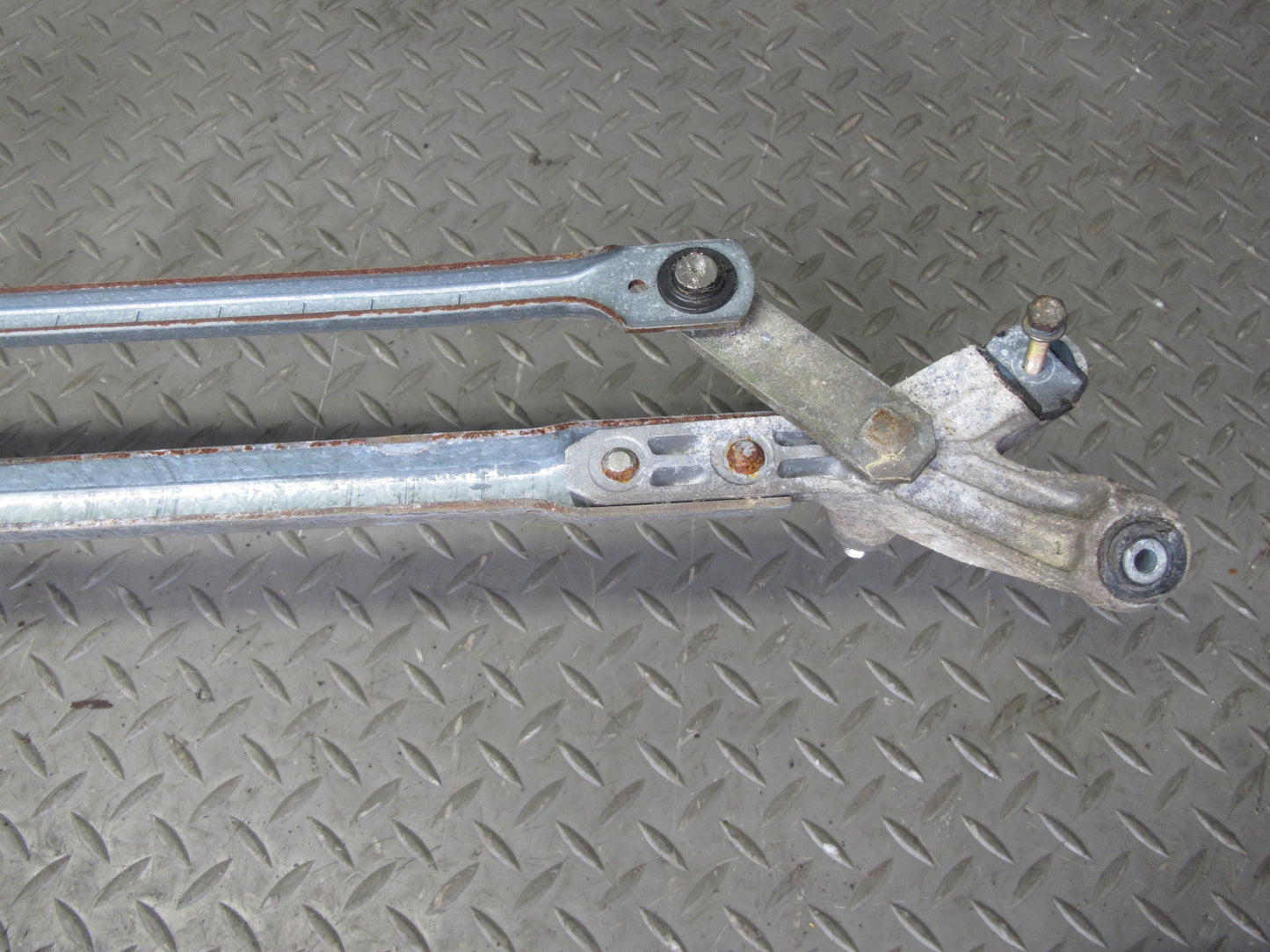 96-99 Mercedes W140 C140 CL Windshield Wiper Transmission Linkage w Motor OEM