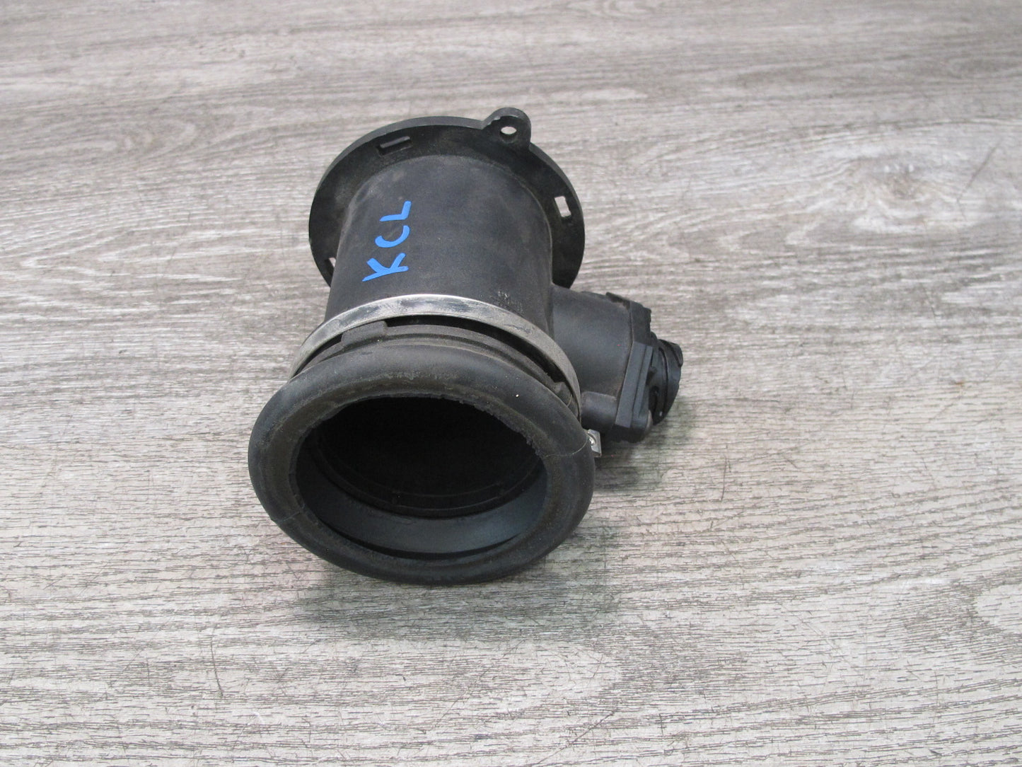 96-99 Mercedes W140 C140 CL600 S600 Mass Air Flow Meter MAF Sensor OEM
