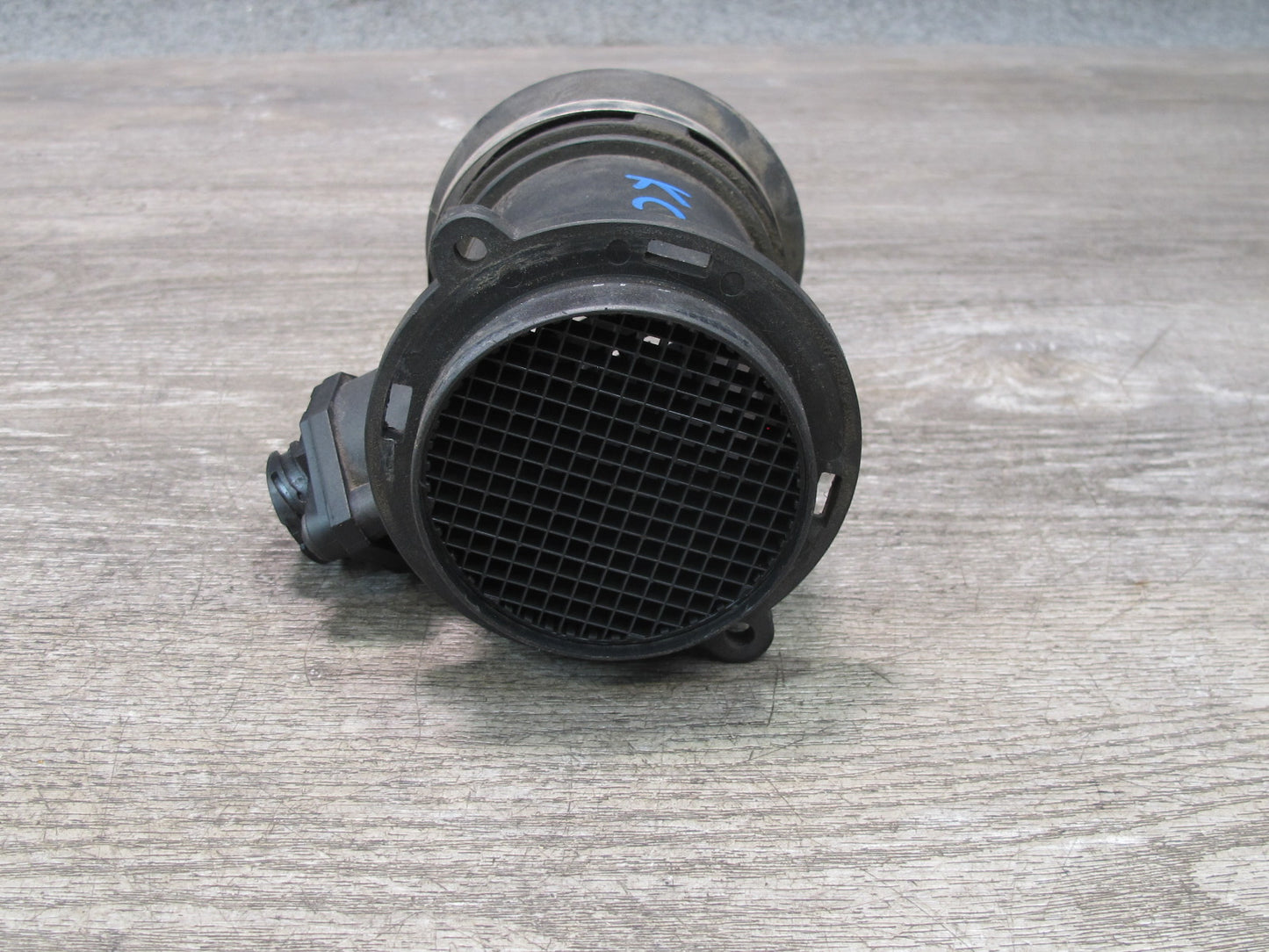 96-99 Mercedes W140 C140 CL600 S600 Mass Air Flow Meter MAF Sensor OEM