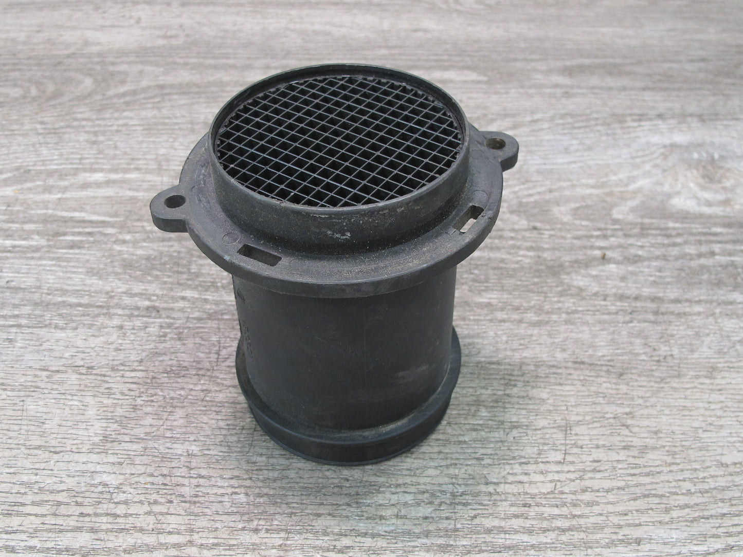 96-99 Mercedes W140 C140 CL600 S600 Mass Air Flow Meter MAF Sensor OEM