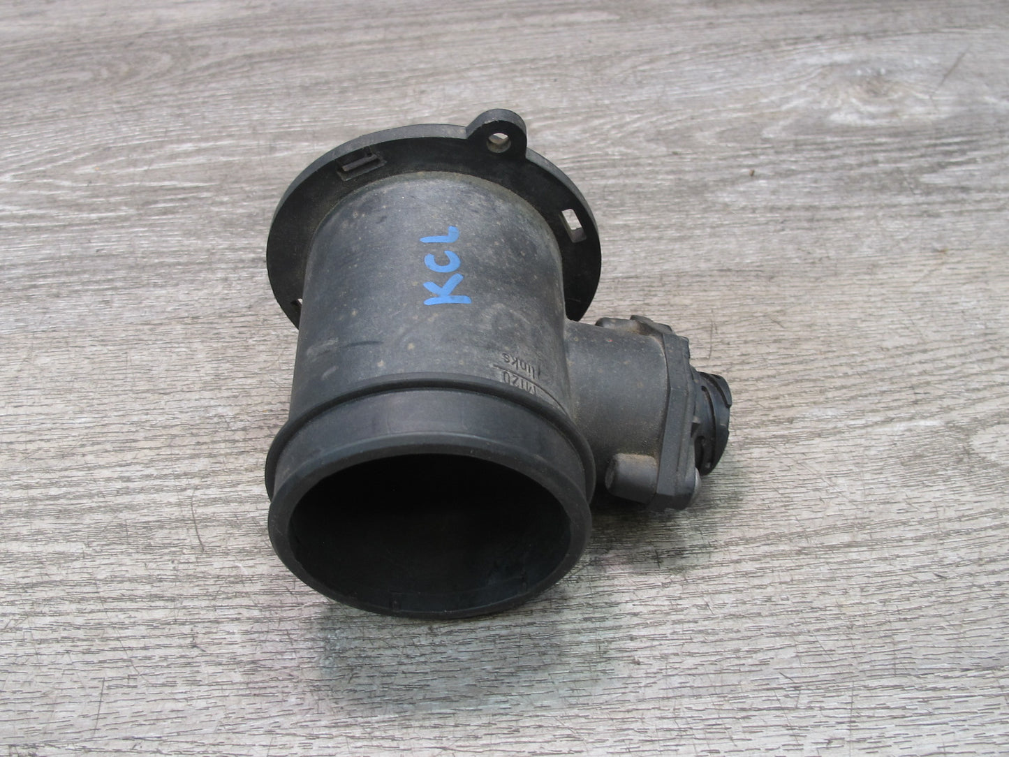 96-99 Mercedes W140 C140 CL600 S600 Mass Air Flow Meter MAF Sensor OEM