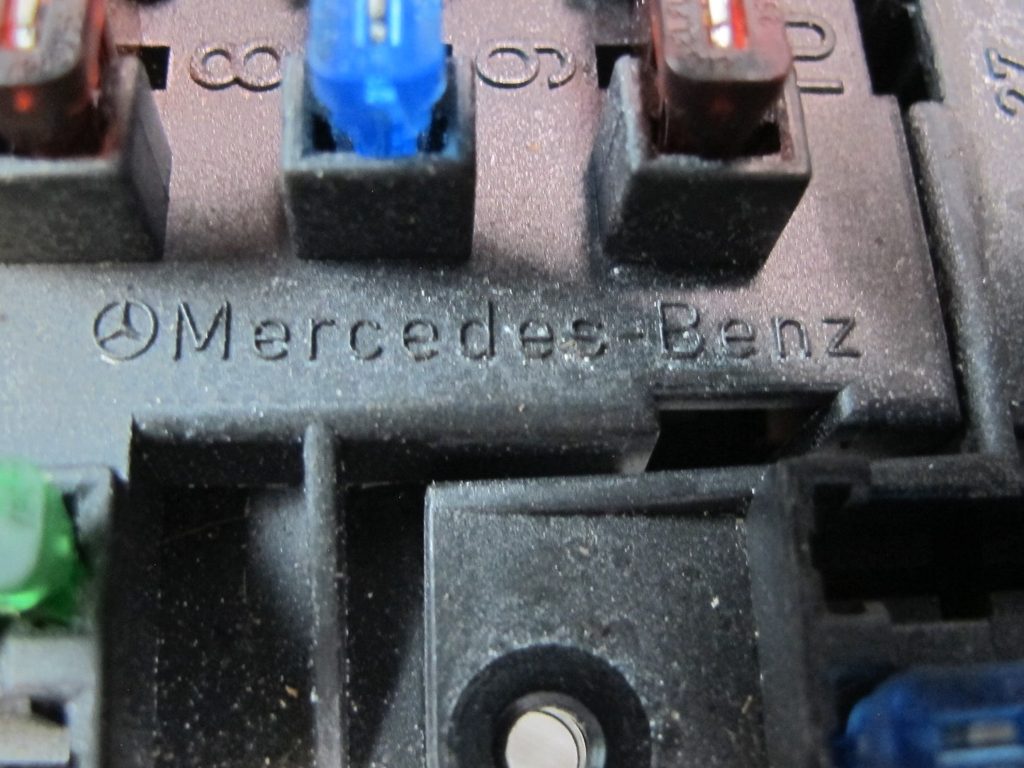 96-99 Mercedes W140 C140 Cl-class Fuse Relay Box Module OEM