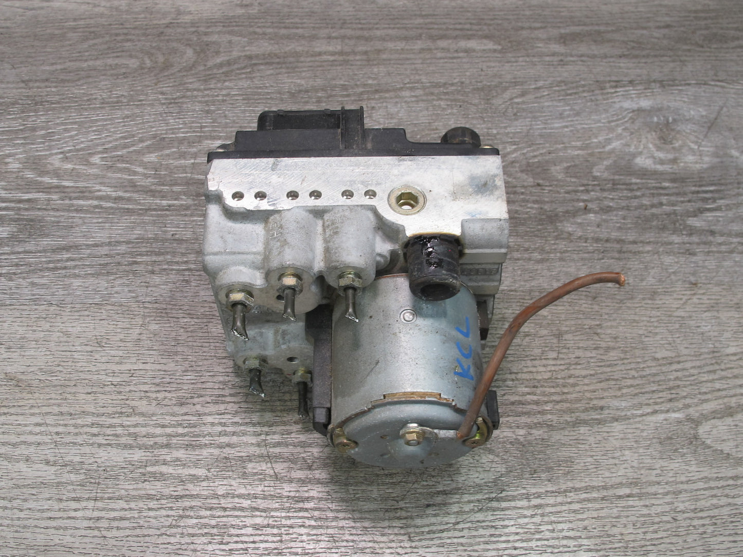 96-99 Mercedes W140 C140 Cl-class Anti Lock Brake ABS Pump Module 0130108057 OEM