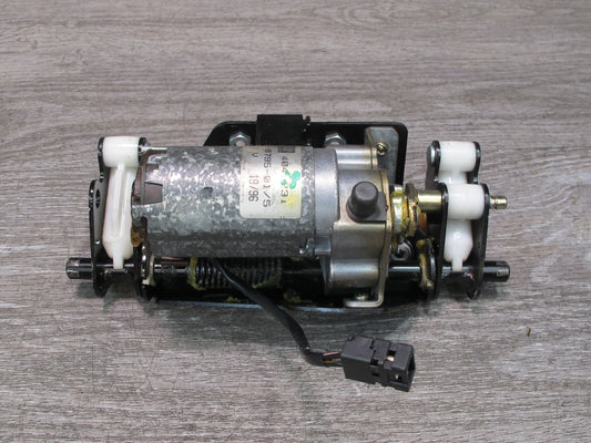 96-99 Mercedes W140 C140 Cl-class Coupe Rear Seat Headrest Motor 1409700825 OEM