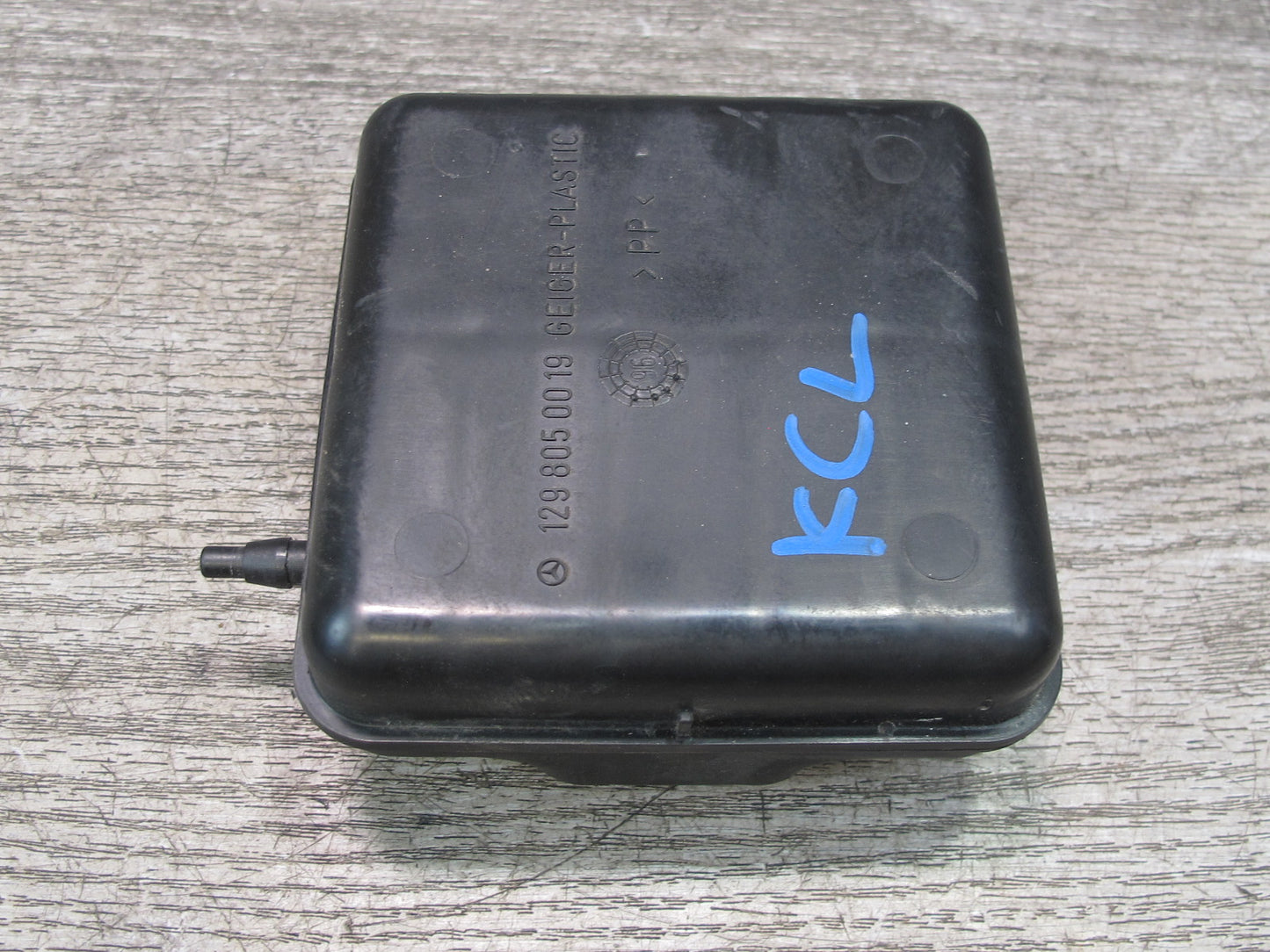 96-99 Mercedes W140 C140 Cl-class Air Vacuum Expansion Tank 1298050019 OEM