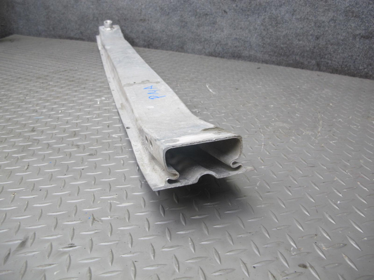 2015-2018 Porsche Macan 95B Front Bumper Impact Reinforcement Bar Foam Set