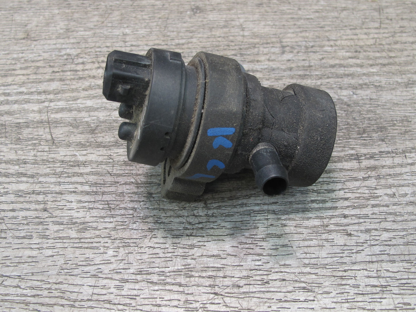96-99 Mercedes W140 C140 Cl-class Vacuum Purge Valve Solenoid OEM
