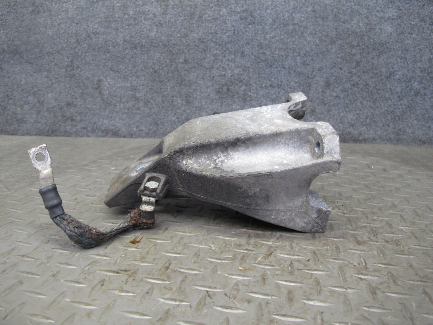 2010-2014 BMW E71 X6M X5M S63 Engine Left & Right Motor Mount Set of 2