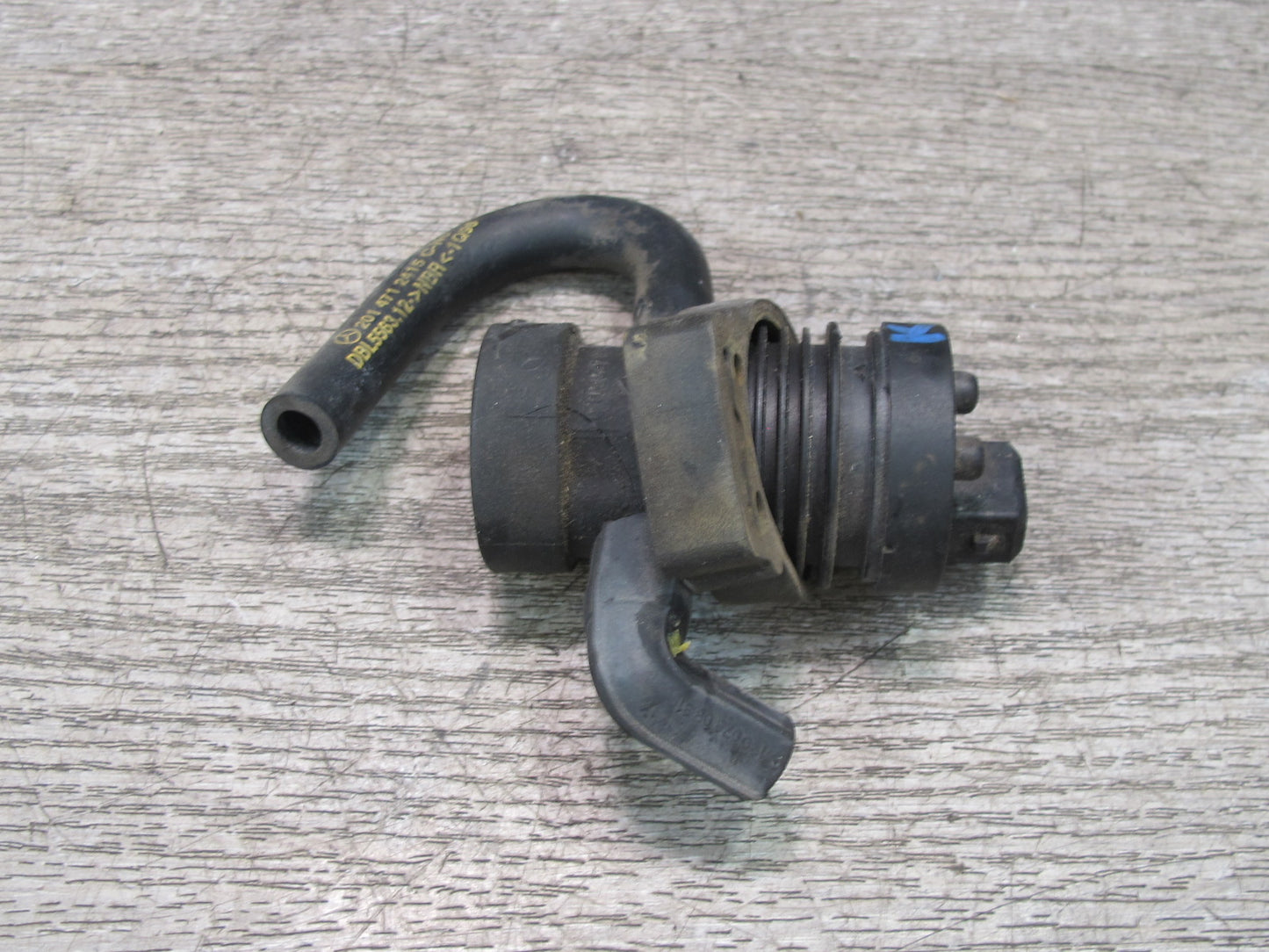 96-99 Mercedes W140 C140 Cl-class Fuel Regeneration Vacuum Valve w Hose OEM
