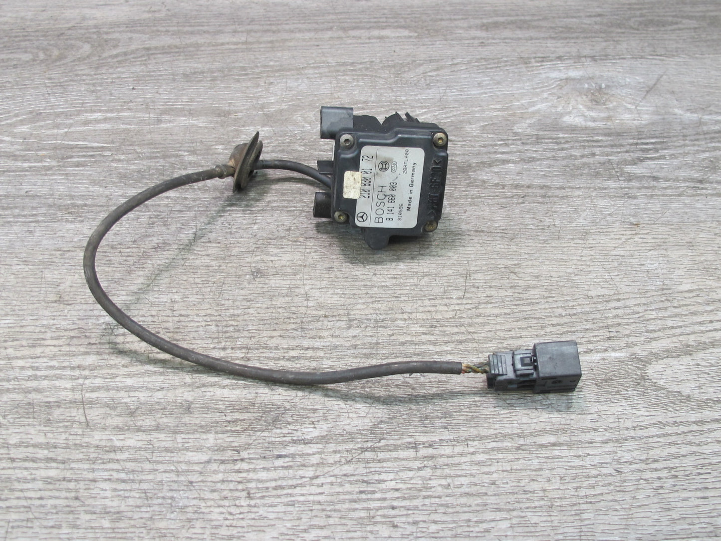 96-99 Mercedes W140 C140 CL Gaseous Pollutant Gas Pollution Control Sensor OEM
