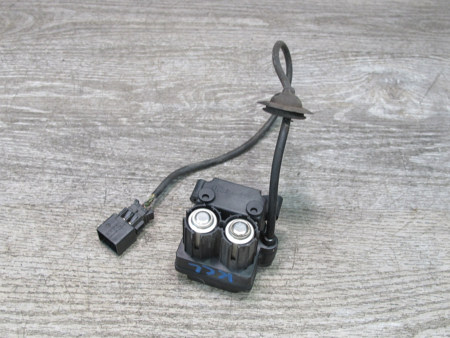 96-99 Mercedes W140 C140 CL Gaseous Pollutant Gas Pollution Control Sensor OEM