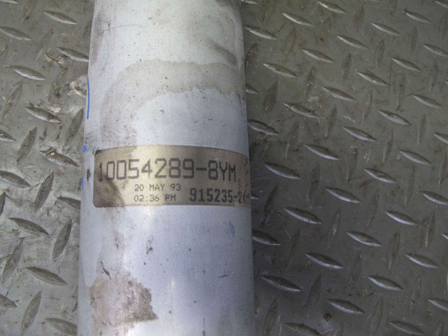 84-96 Chevrolet Corvette C4 Rear A/T Driveshaft Drive Shaft 10054289 OEM