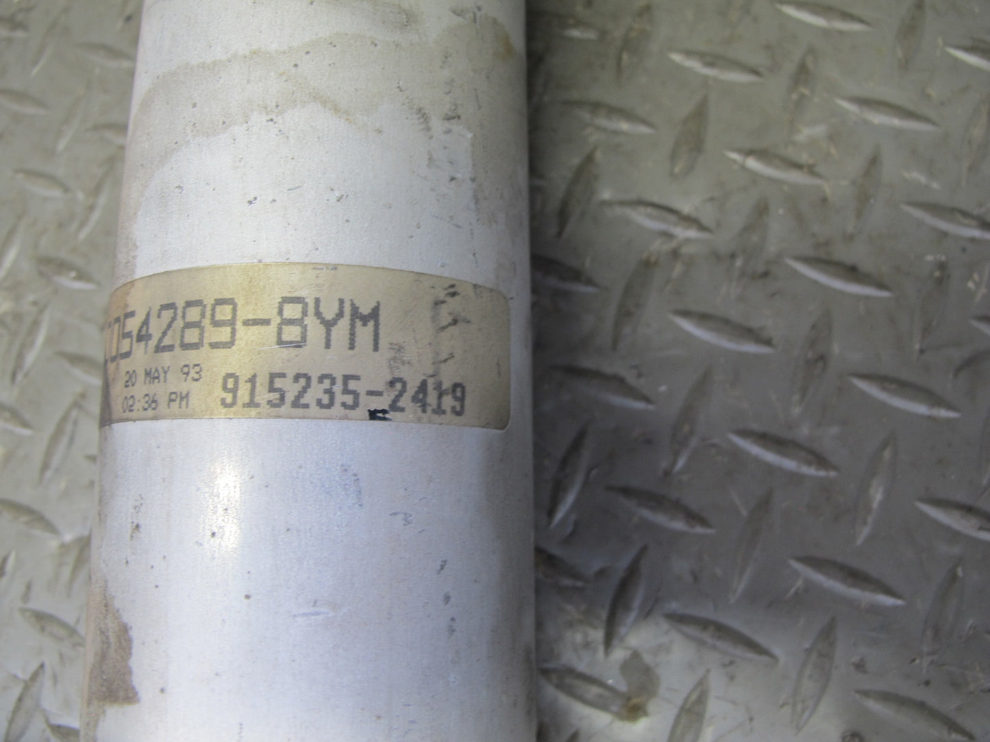 84-96 Chevrolet Corvette C4 Rear A/T Driveshaft Drive Shaft 10054289 OEM
