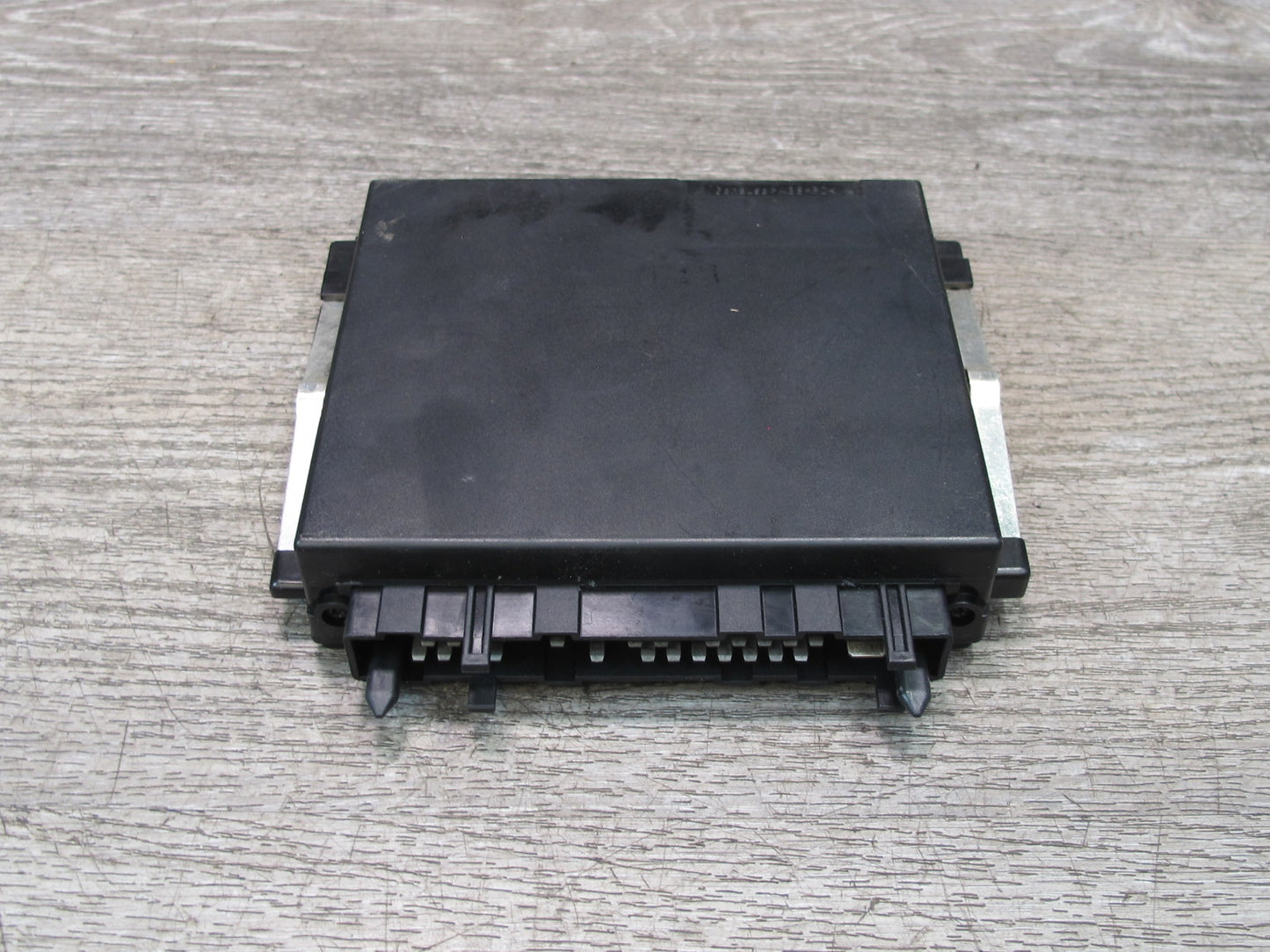 96-99 Mercedes W140 C140 Cl-class General Basic Control Module 0185458432 OEM
