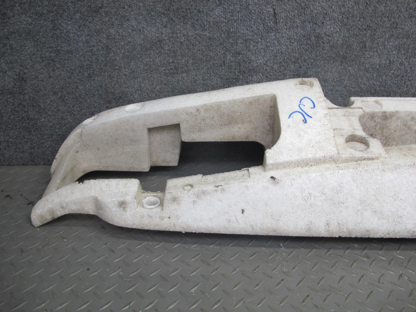 91-96 Chevrolet Corvette C4 Front Bumper Foam Filler Energy Impact Absorber OEM