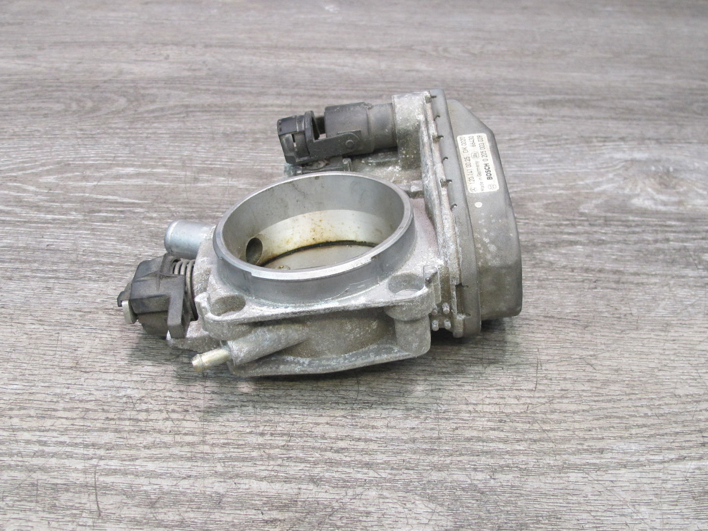 96-99 Mercedes W140 C140 CL600 M120 Engine Throttle Body 1201410025 OEM