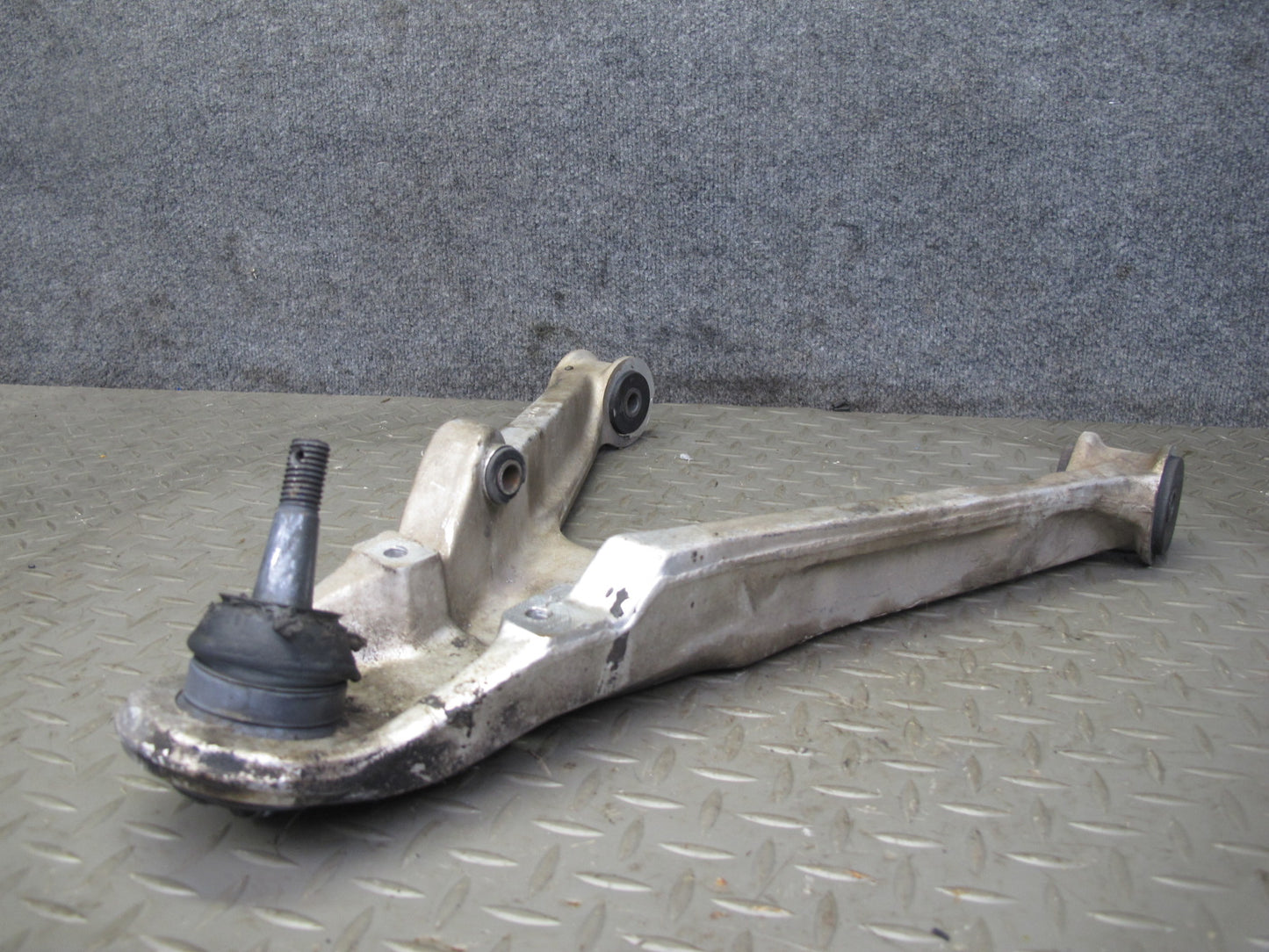 88-96 Chevrolet Corvette C4 Set of 2 Front Left Upper & Lower Control Arm OEM