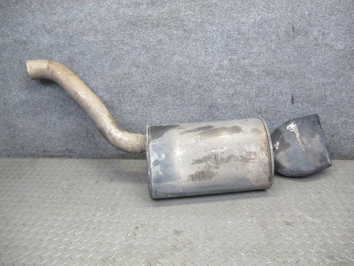 92-96 Chevrolet Corvette C4 Rear Left Exhaust Muffler 10143518 OEM