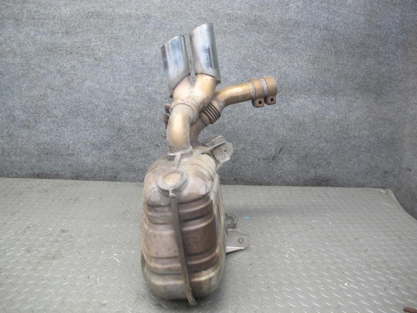 2002-2005 Porsche 911 996 3.6L Rear Right Exhaust Muffler w Tips