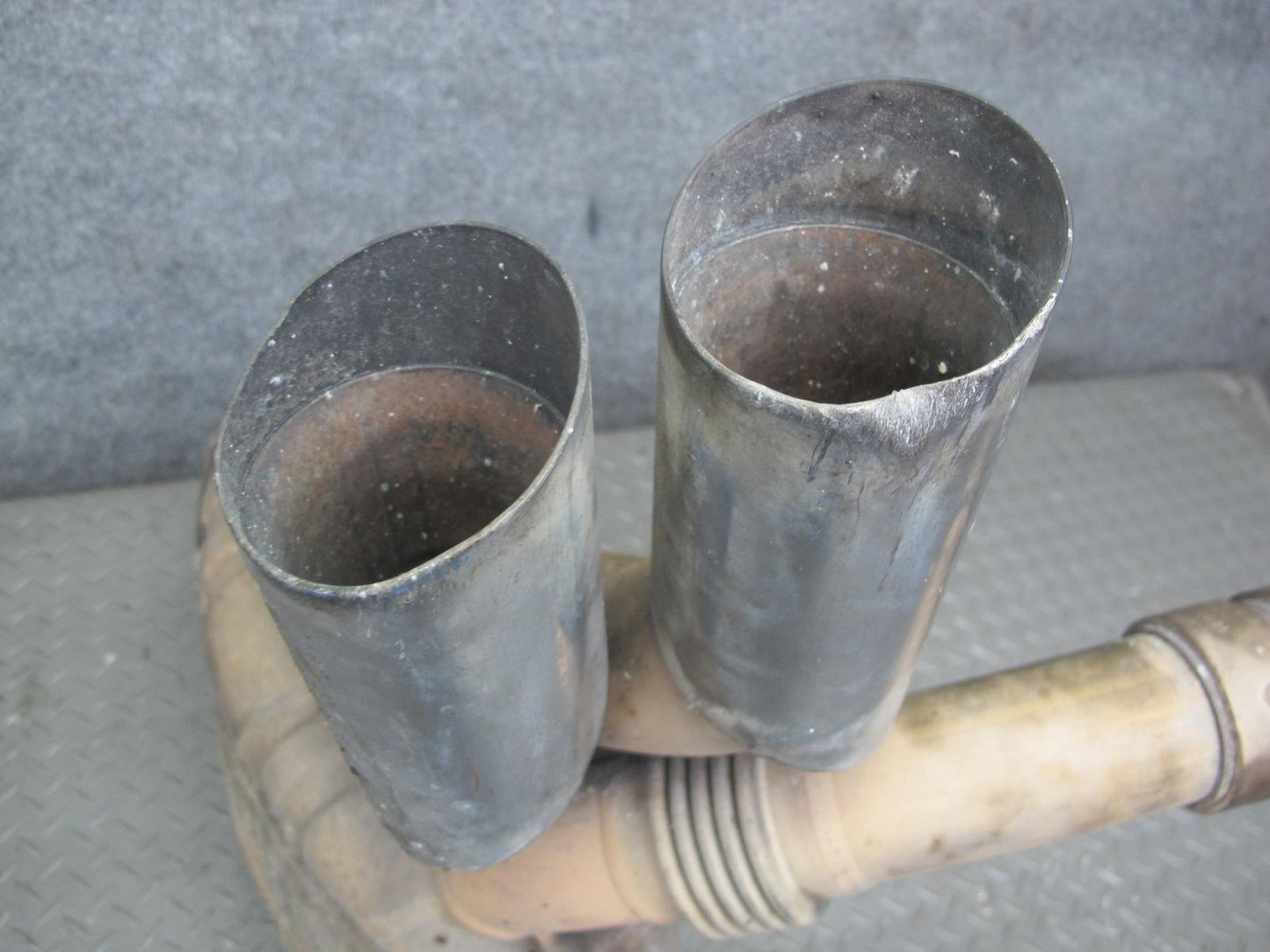 2002-2005 Porsche 911 996 3.6L Rear Left Exhaust Muffler w Tips
