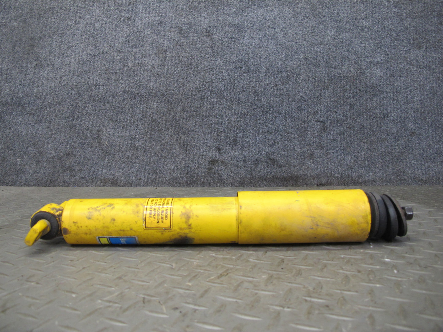 89-96 Chevrolet Corvette C4 Set of 2 Front Strut Shock Absorber Bilstein